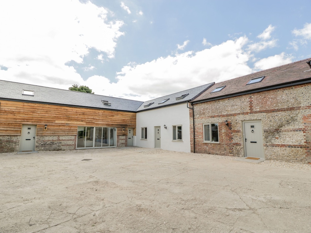 Threshing Barn