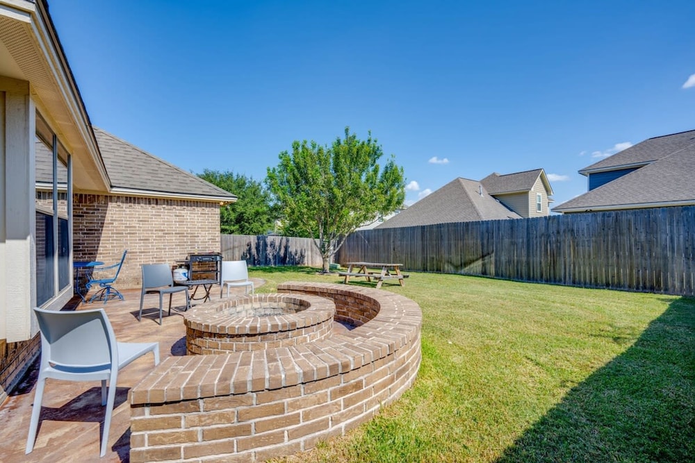4bed 3bath Close2a M Santa s Wonderland Hospital L2 EV