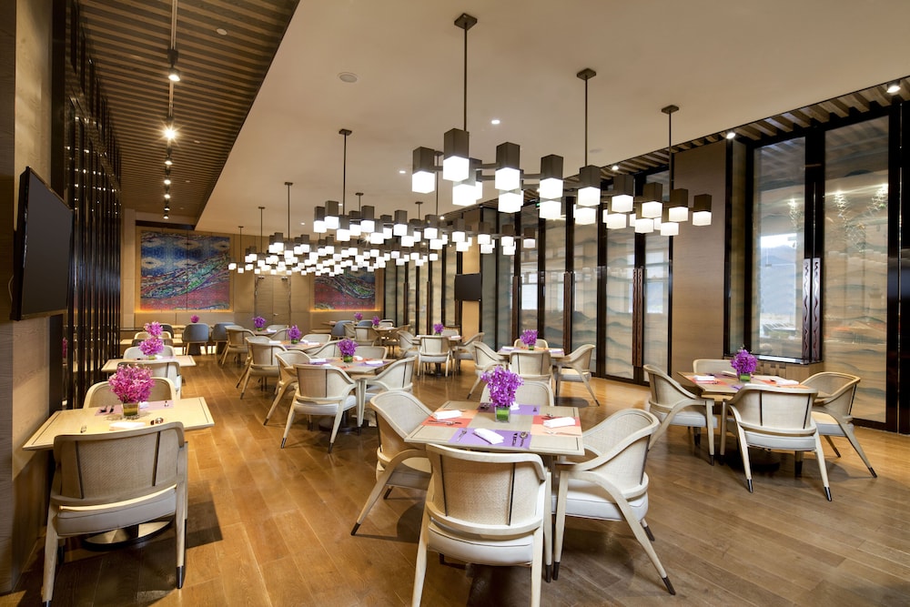 Crowne Plaza Hangzhou Thousand Island Lake by IHG