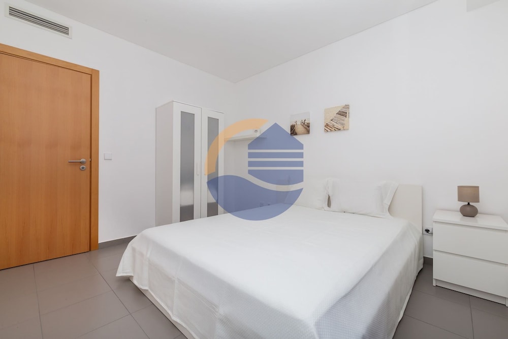 06 in Portim o With 3 Bedrooms and 2 Bathrooms