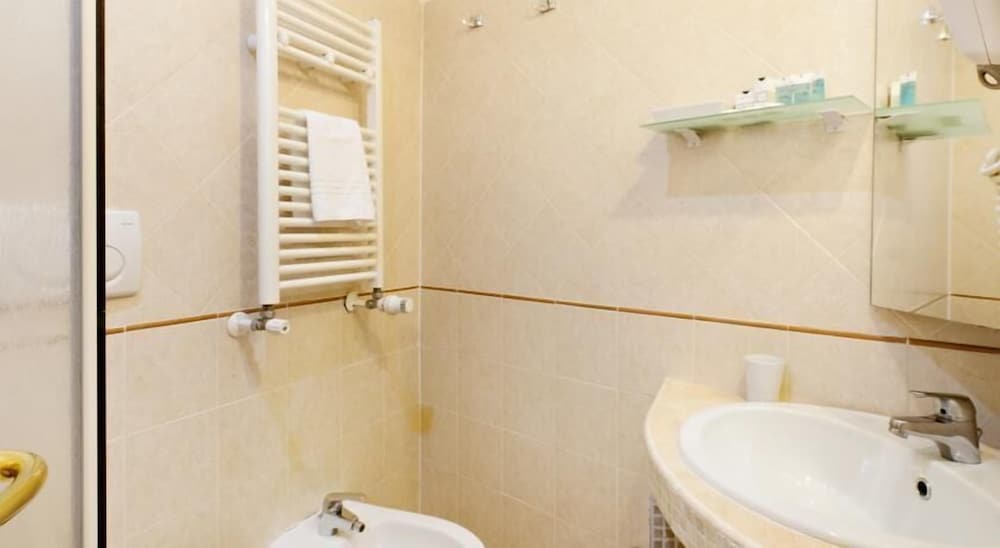 Ottaviano Vatican Luxury