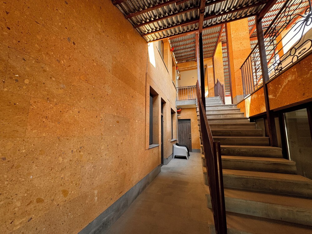 Velvet Vouge Hostel