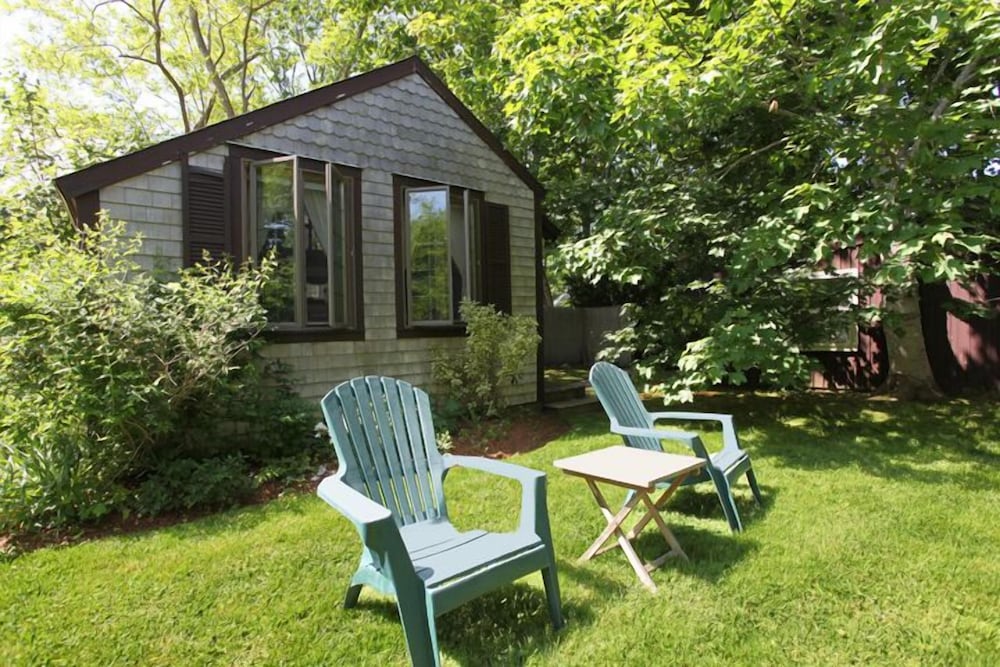 Nauset House Inn