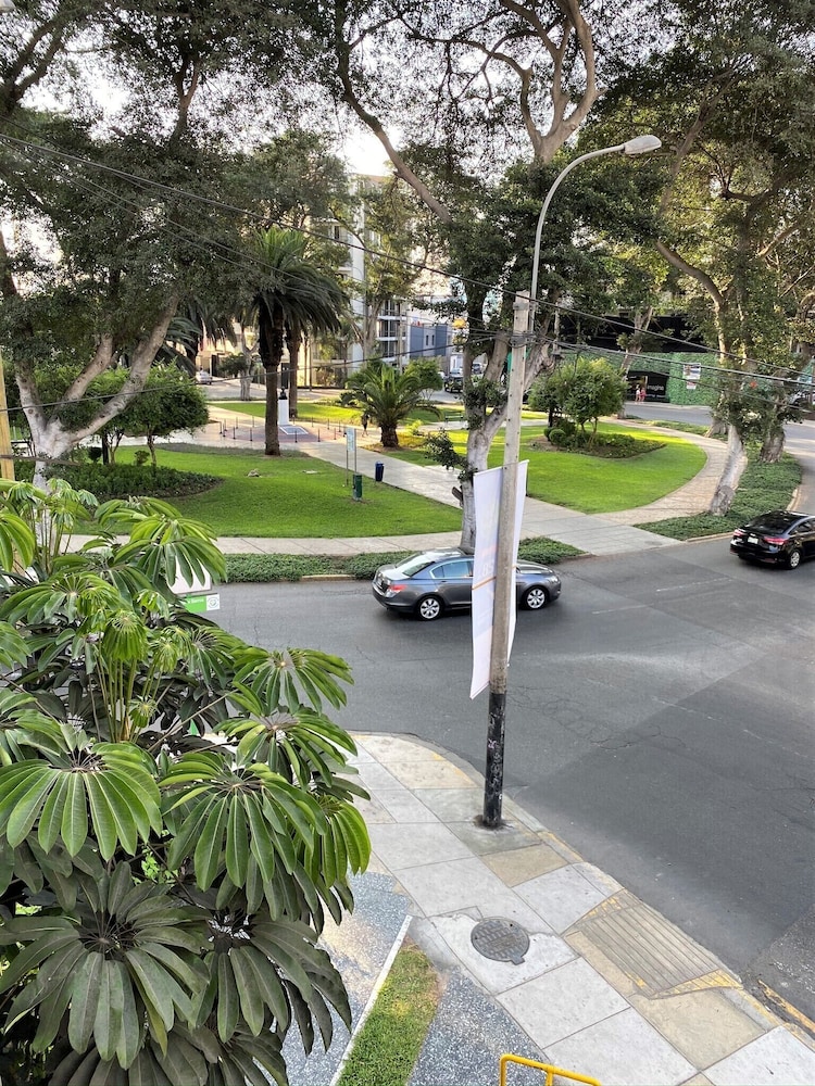 Private Modern Apartment in Pardo - Miraflores