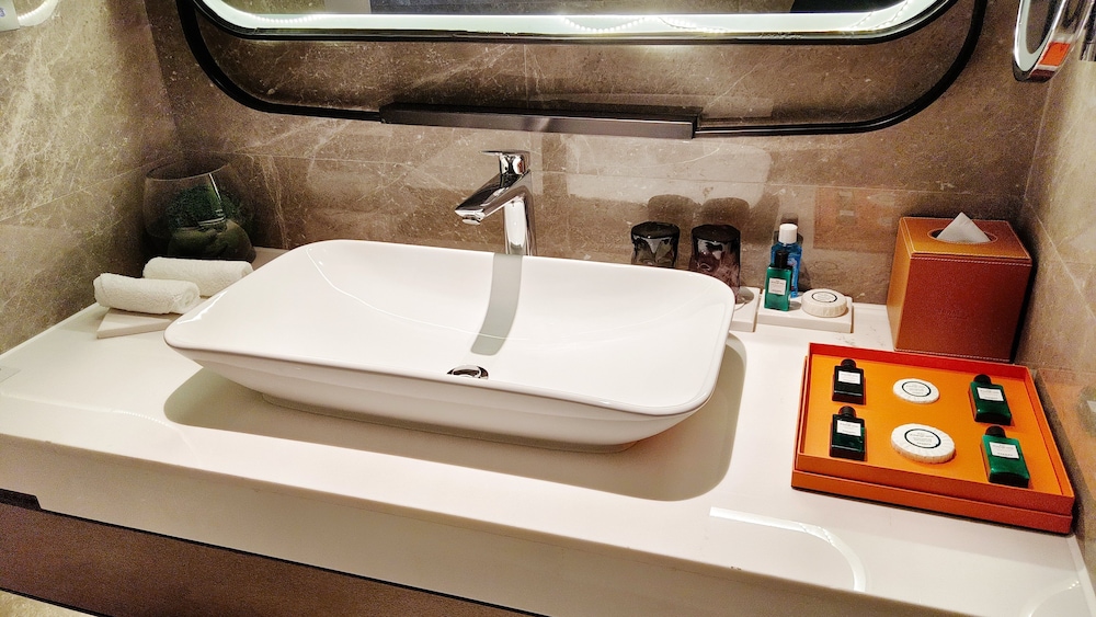 Hohhot Vacations - Crowne Plaza Hohhot City Center, An IHG Hotel - Property Image 12