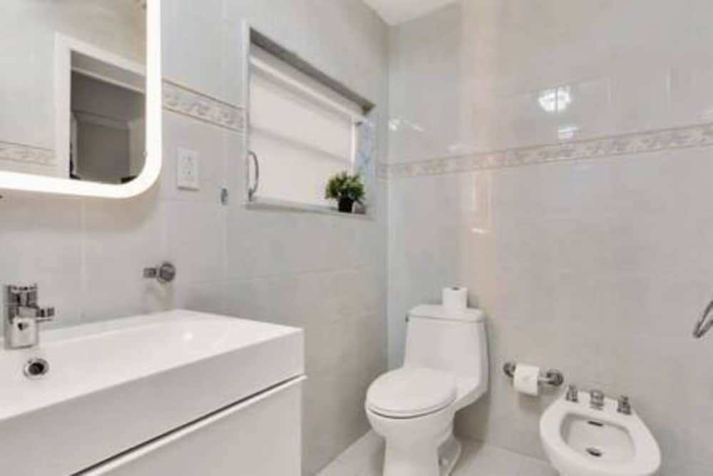 2710 Heated Pool 7 Beds 5 Baths Sleep 15 Park 4 Car