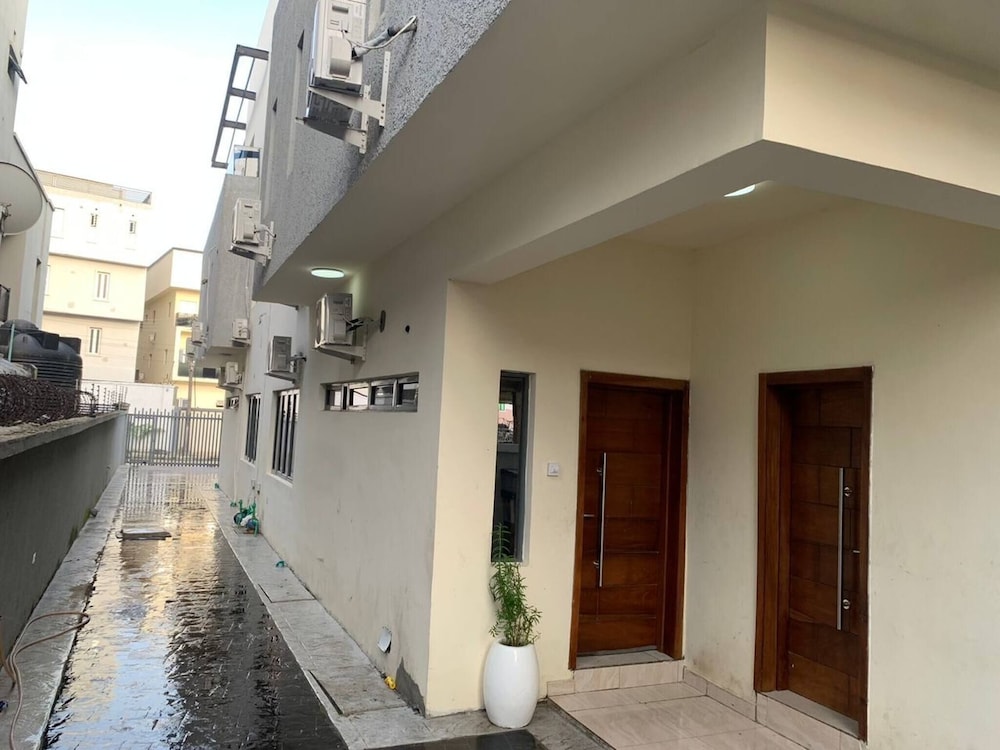 Aurequire 3 Bedroom Duplex Lekki Phase 1 Lagos