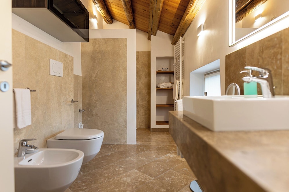 Tenuta Duchi Corbanus