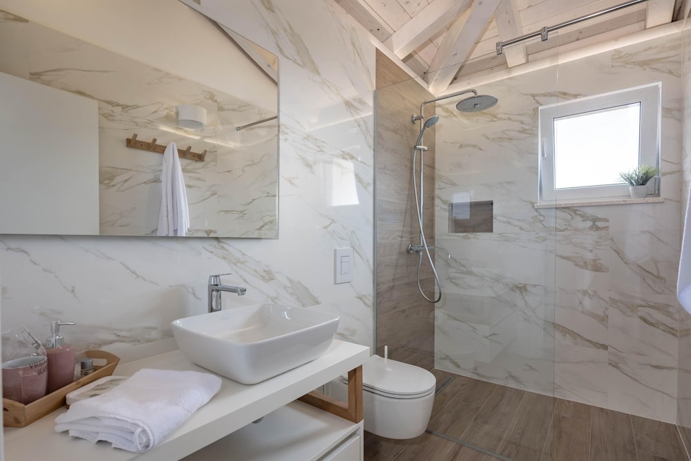 Luxury Villa Dana Indoor Pool and Sauna