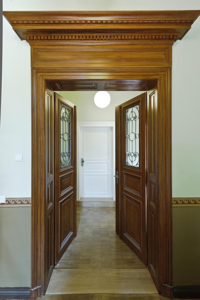 Leipzig Vacations - City Park Boarding House - Property Image 1