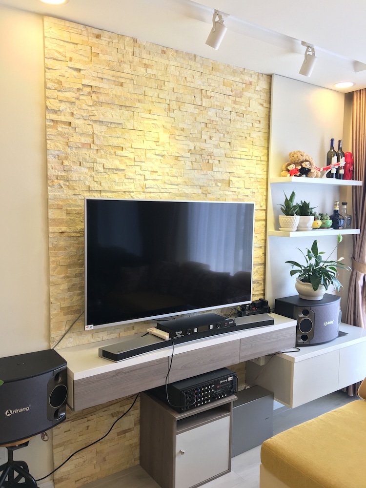 The GoldView Luxury Apartment