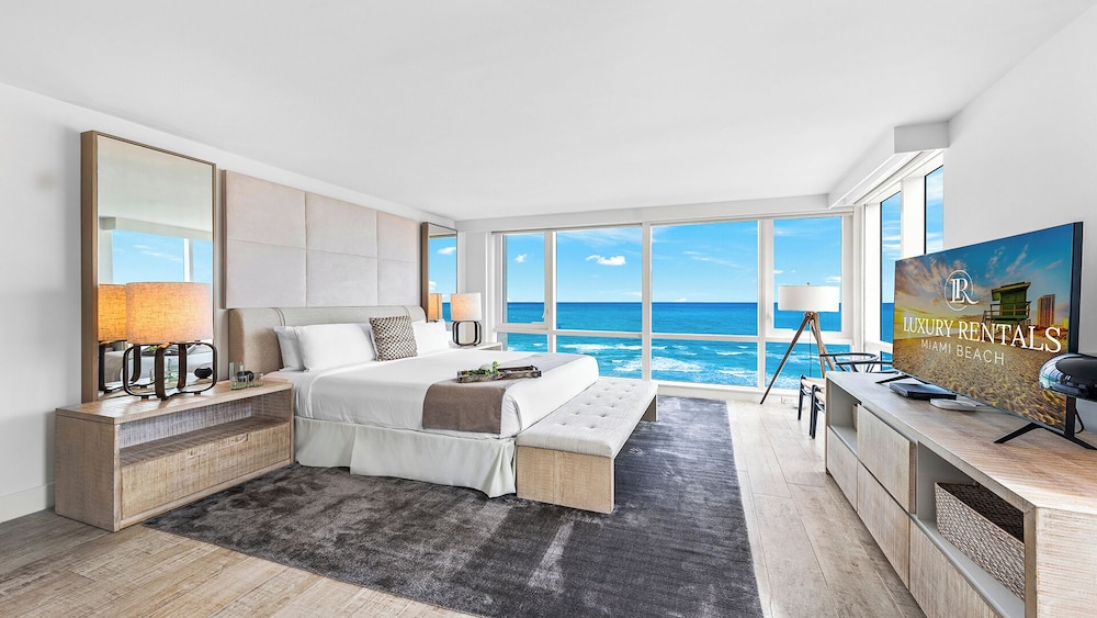 Luxury Vacation Rentals at 1 Hotel & Homes by LRMB
