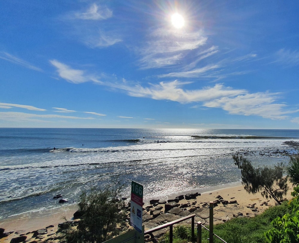 Alex Beach Cabins