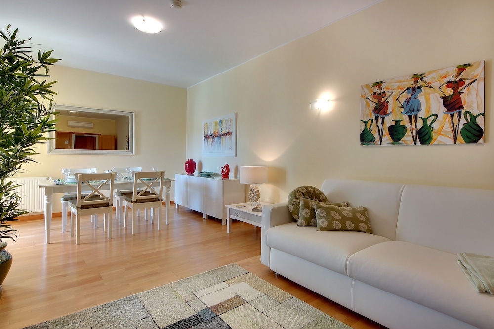 Marina Coast Residence Apartment photo 3