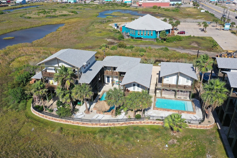 Fish Camp Buyout by Avantstay Unique 6bdr Escape Private Pool Views