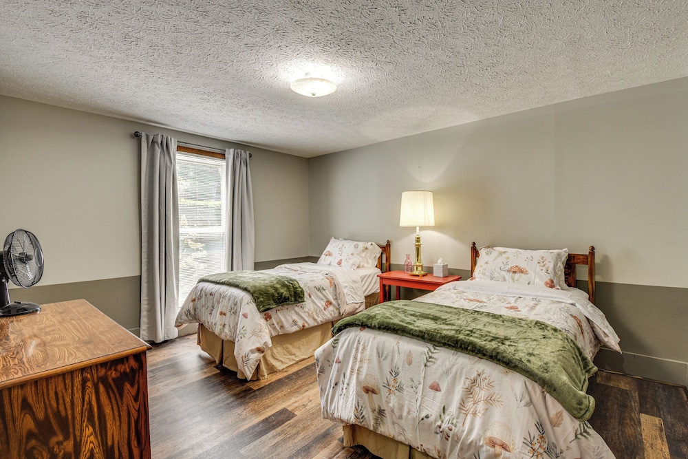 Tee Off in the Mtns: Sky Valley Condo w/ View!