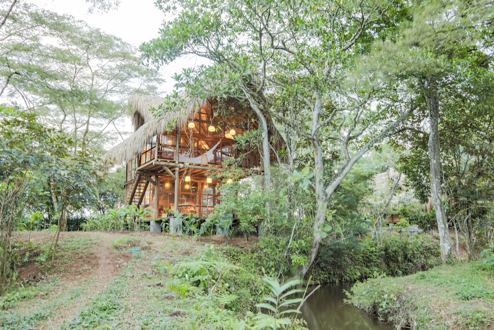 Hacienda Boutique
