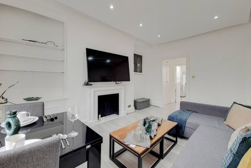 Amazing 1 Bedroom Apartment In Belgravia view 3