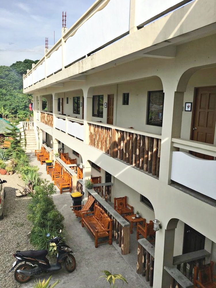 Stardust Beach Hotel