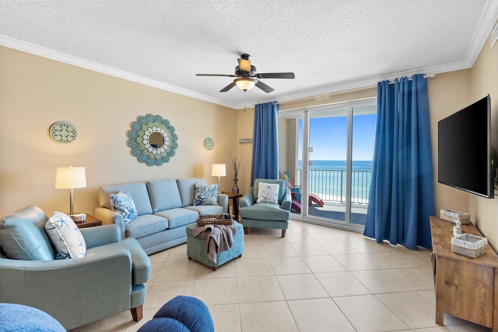 Twin Palms by Book That Condo