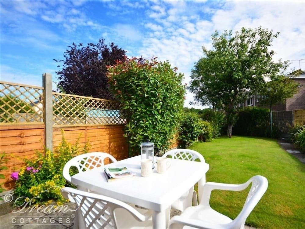 Brickyard Cottage view 3
