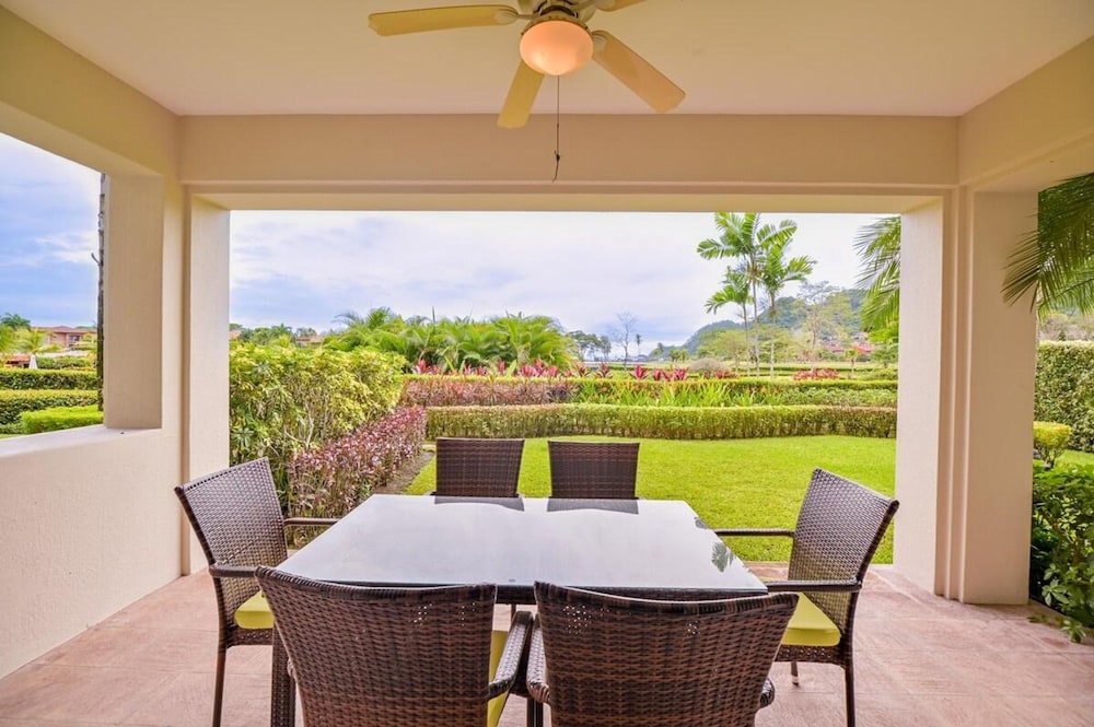 CR Luxury Del Mar 2Q 3 Bdrm