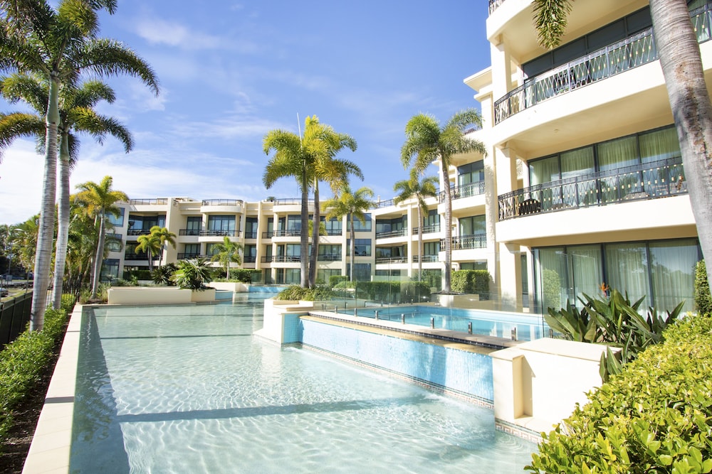 Main Beach Vacations - Imperial Hotel Gold Coast - Property Image 2