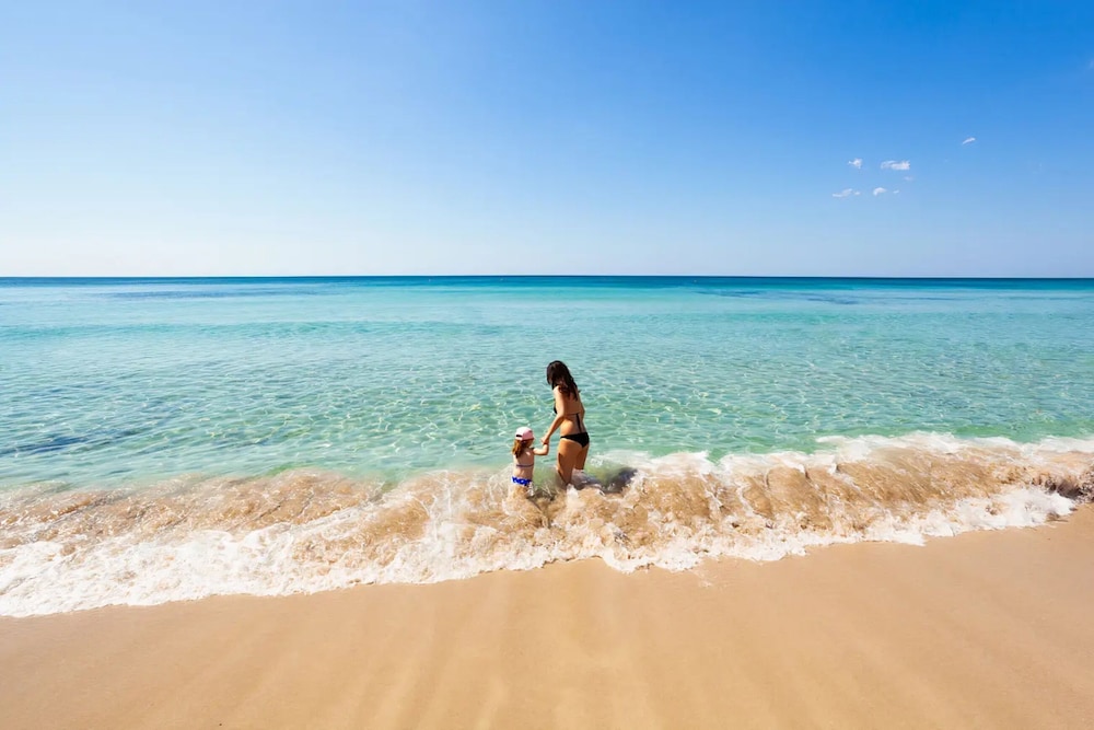 Two Steps From the Beach Villa