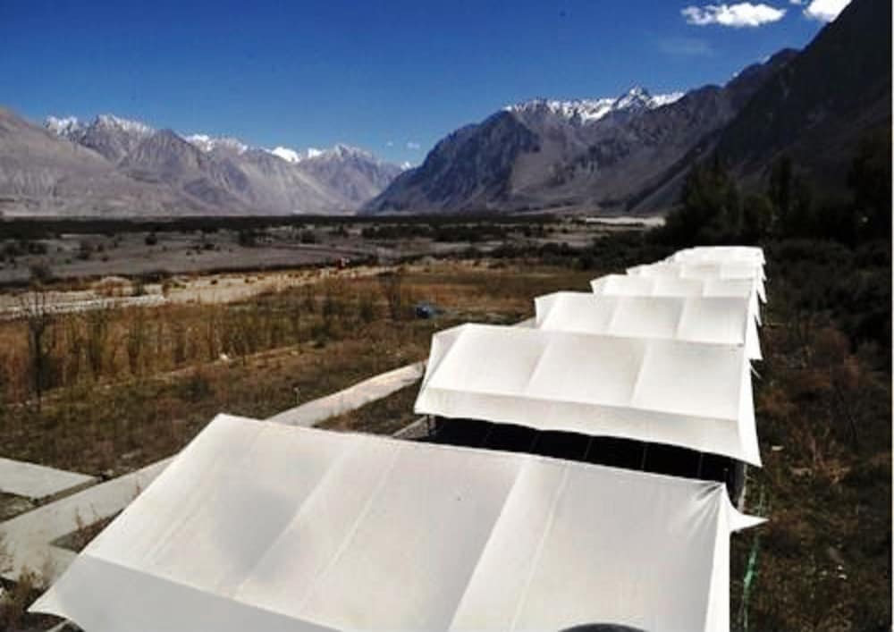 TIH Cold Desert Camp