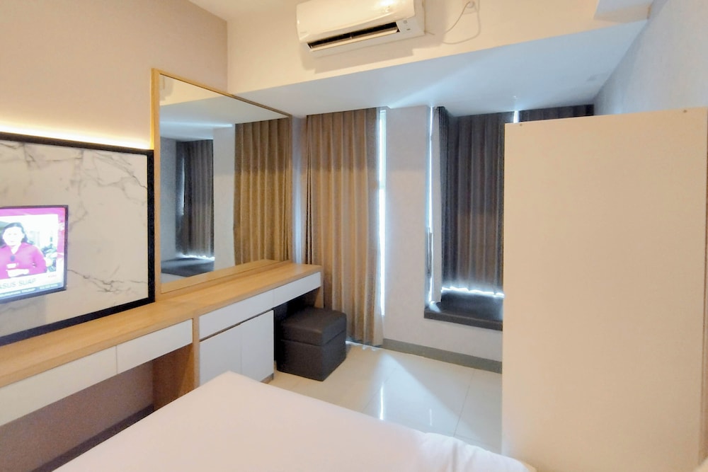 Comfortable Studio Direct Access to Mall at Anderson Supermall Mansion Apartment
