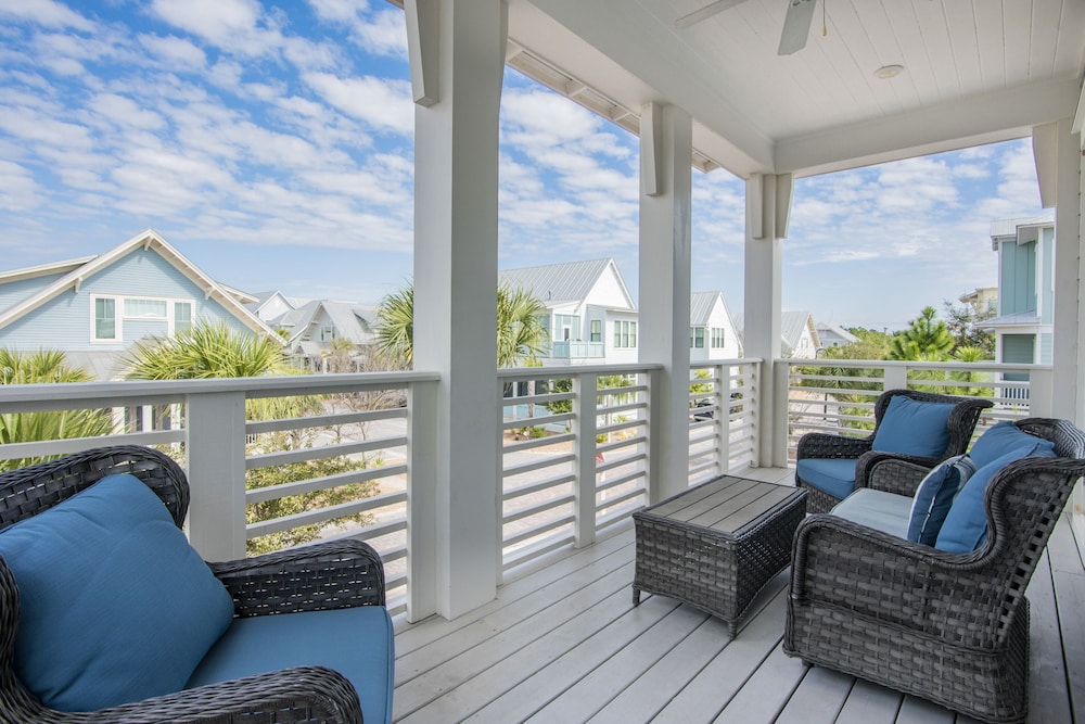 Prominence on 30A by Panhandle Getaways