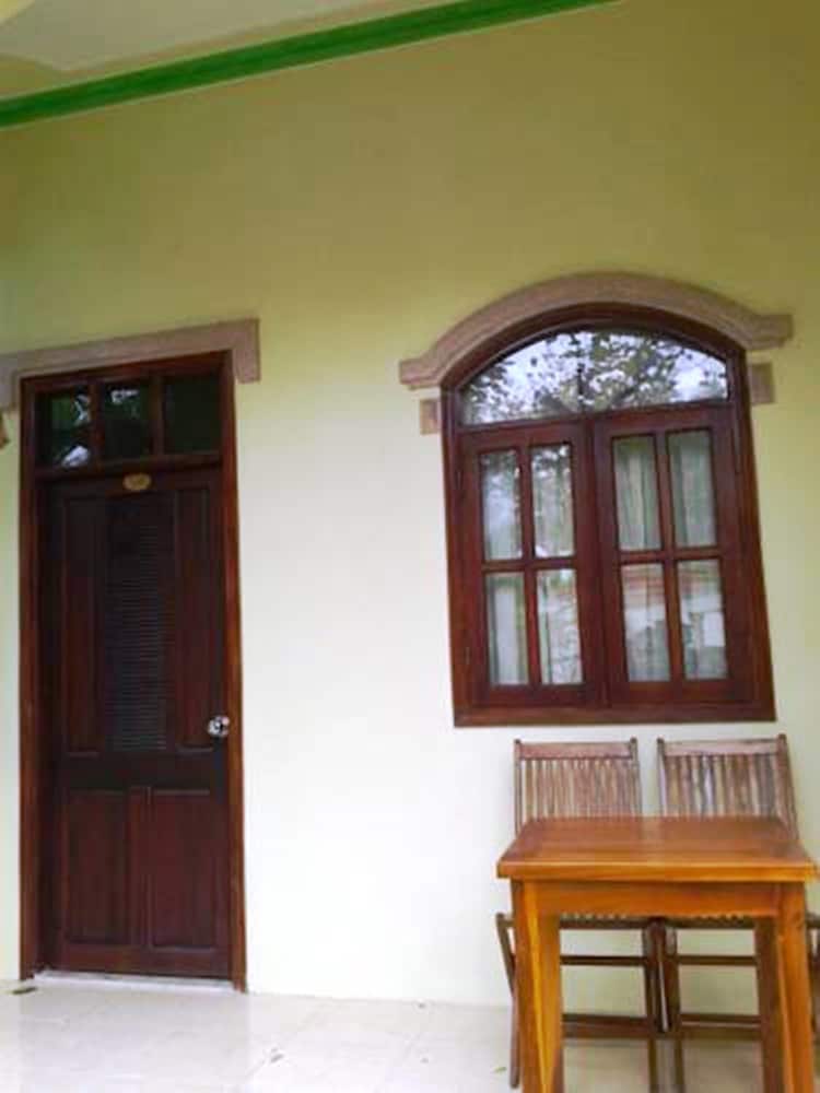 Ha Nga Bungalow