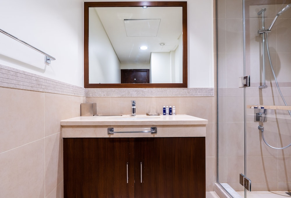Vacay Lettings - Burj Vista Tower 1