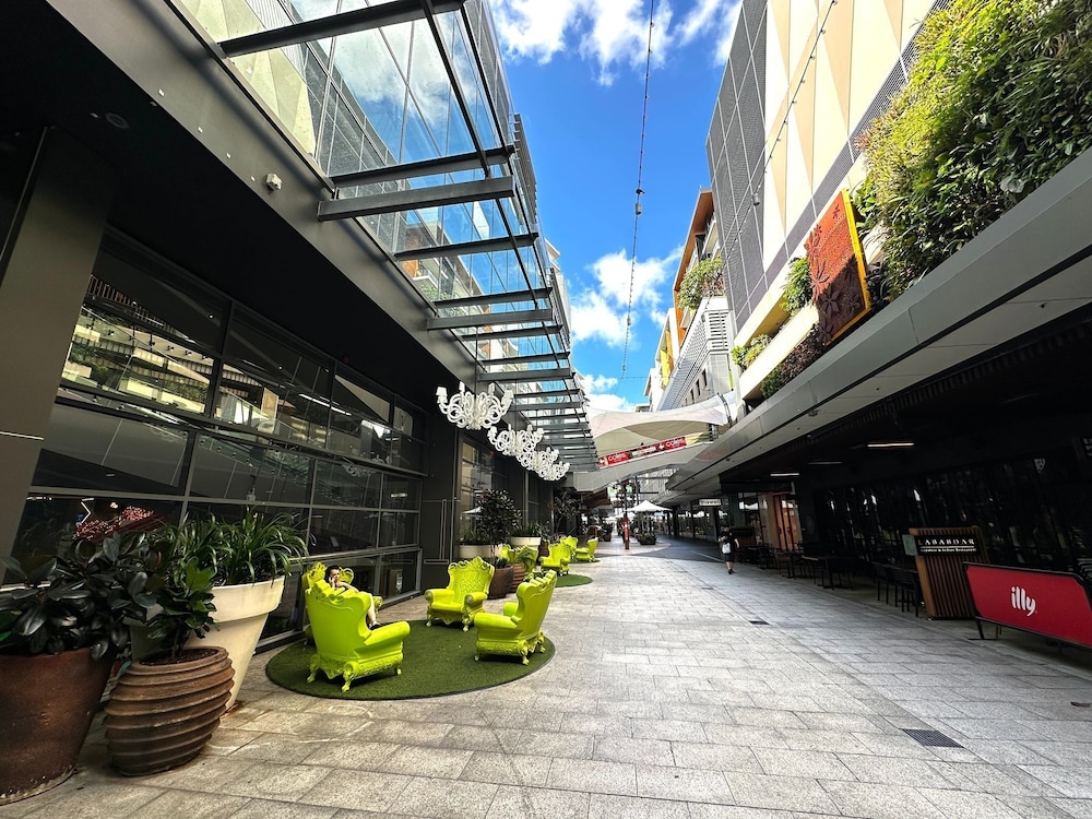 Modern 3-Bedroom Apartment Ryde NSW