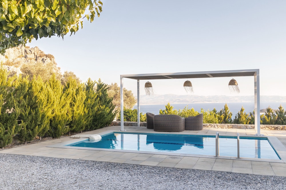 Evgoro Villas photo 1