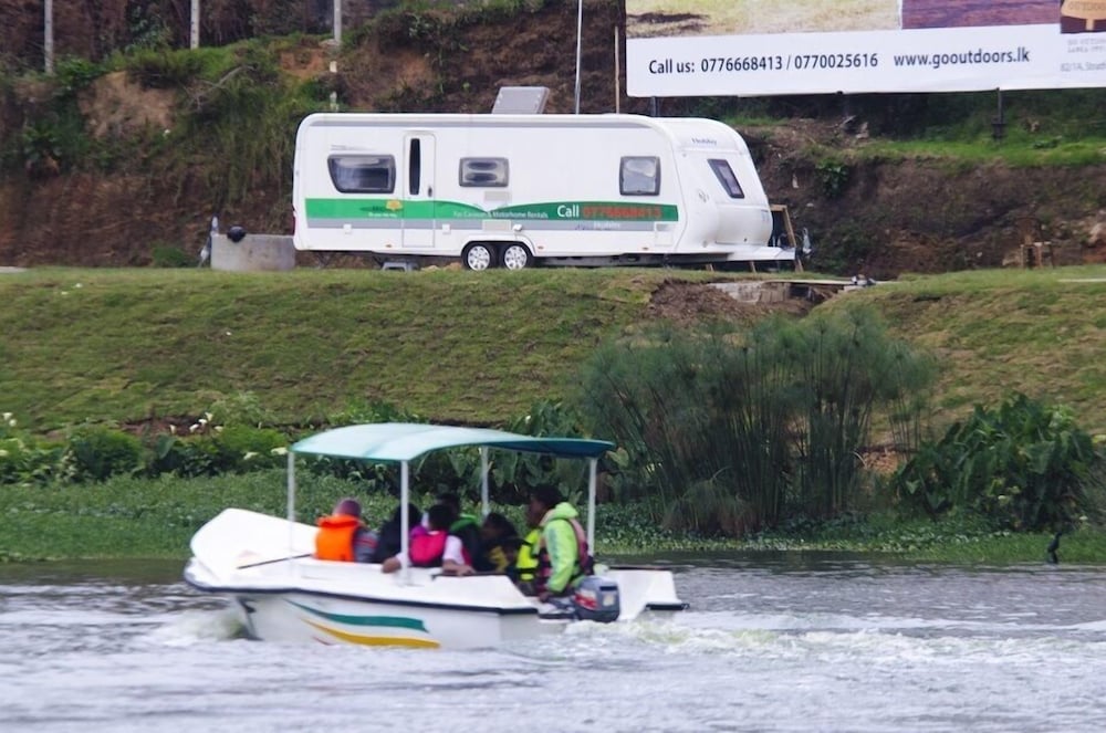 Go Outdoors Caravan Park Nuwara Eliya