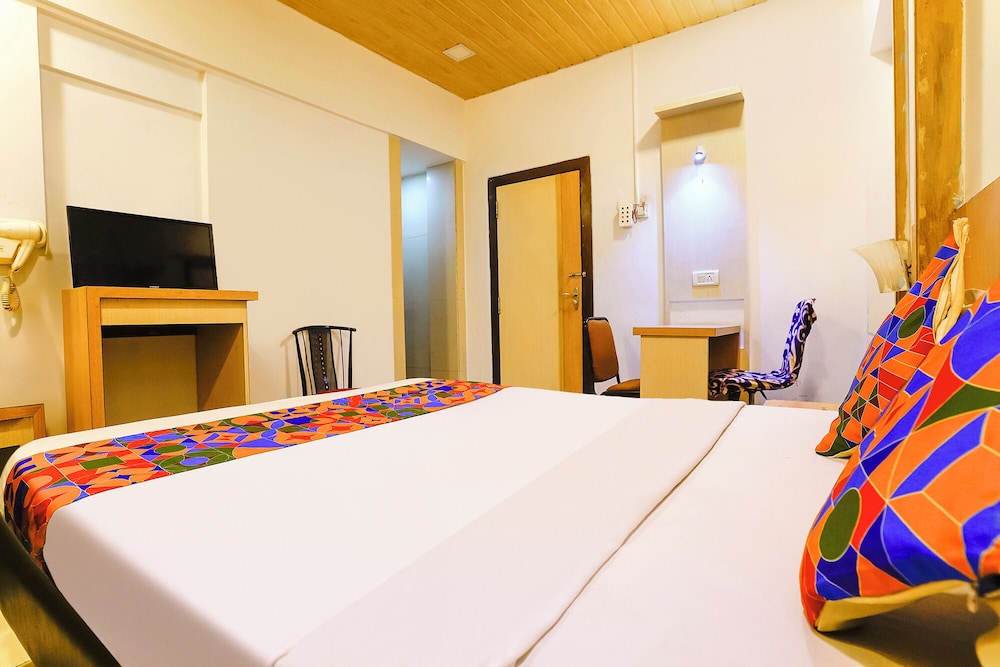Fabhotel Panchratna