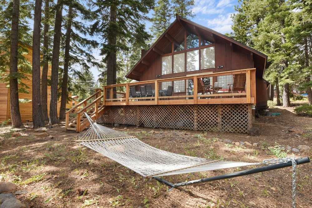 Grandview Chalet view 3