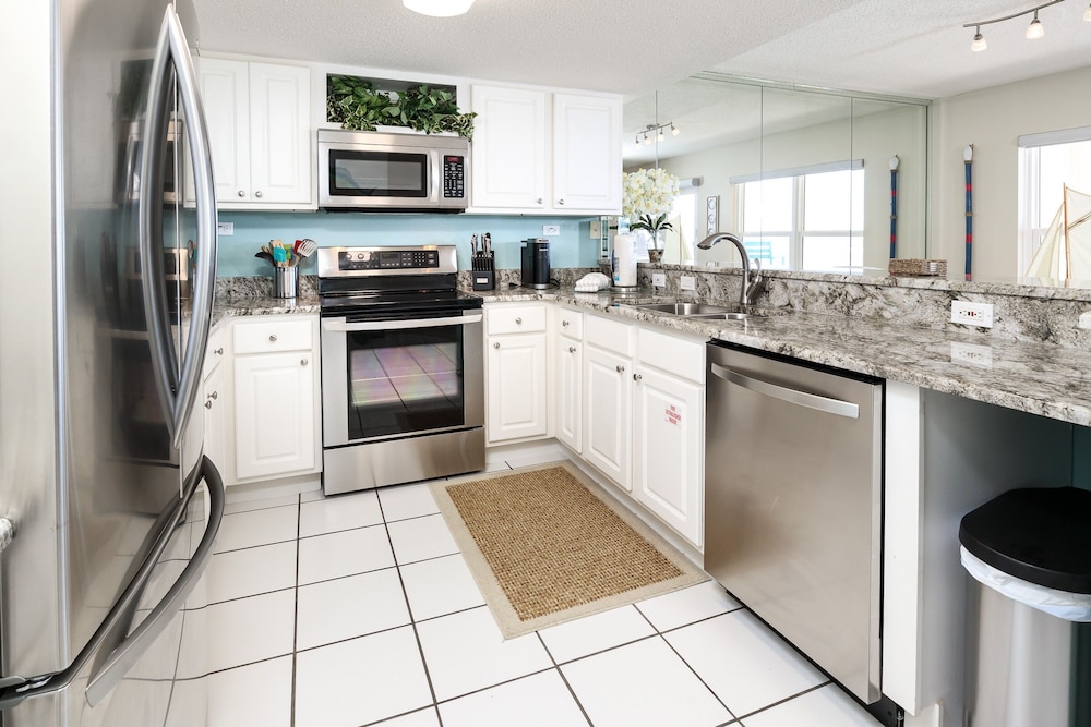Islander 6004 by Brooks and Shorey Resorts