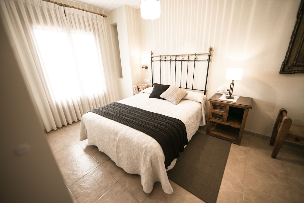 Hotel Restaurante Quintanares - Property Image 102