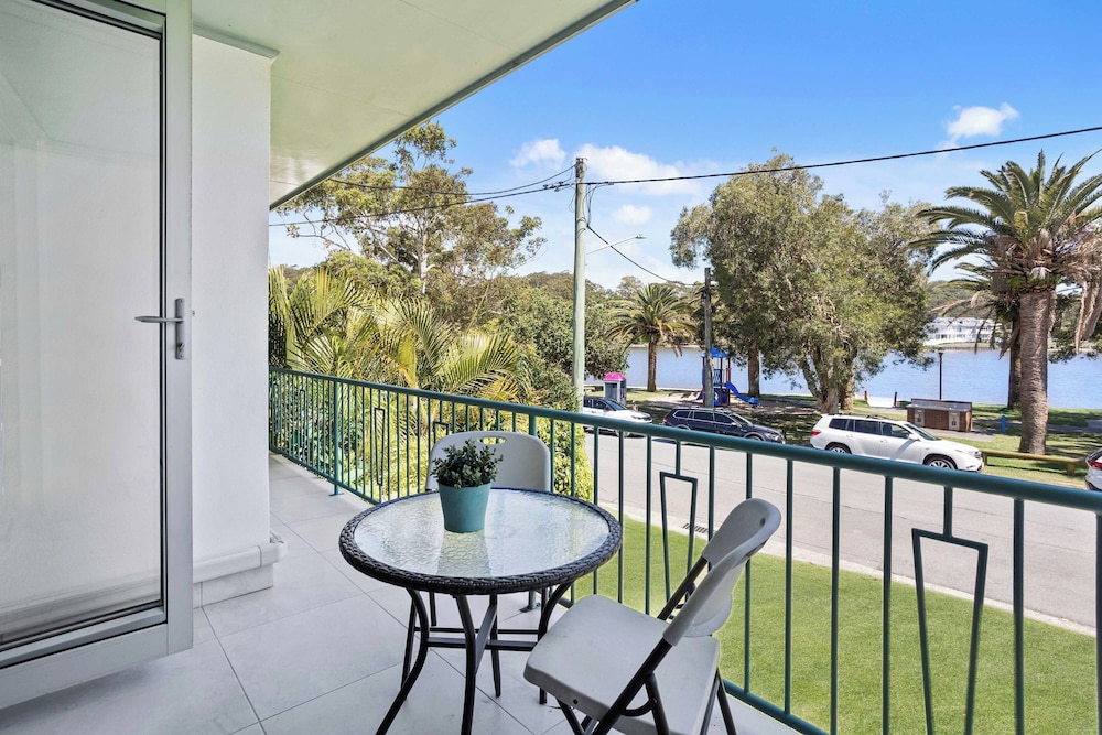 Palm Beach Waterfront Escape