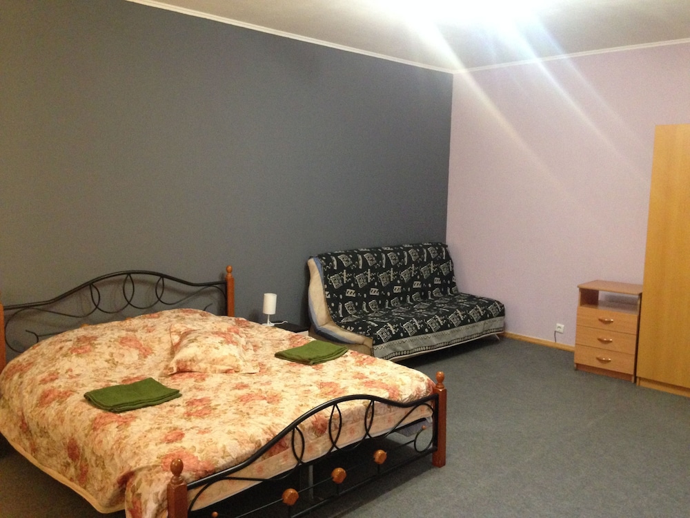 Guest House on Marata