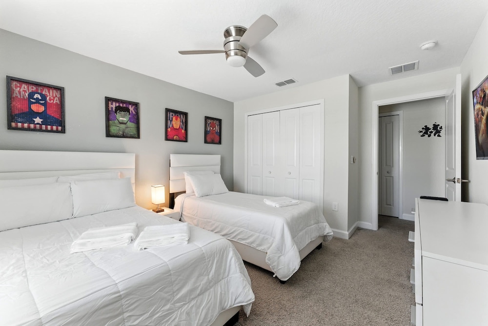 Comfort Stay With Pool Near Attractions