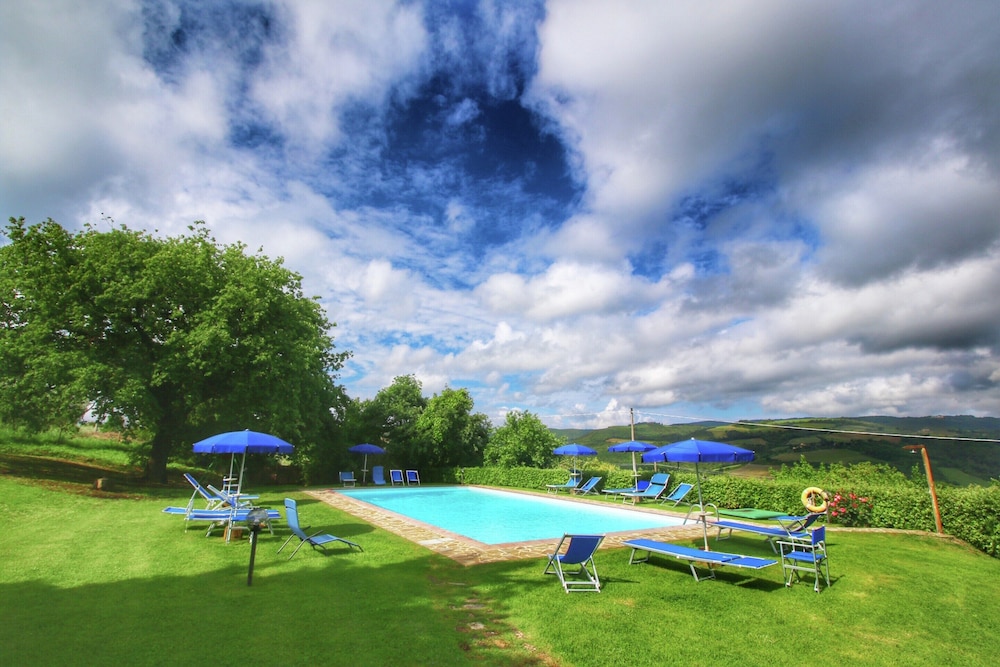 Rolling Farmhouse of Val D'orcia photo 3