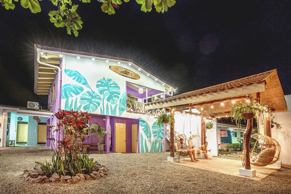 Selina Jaco - Hostel