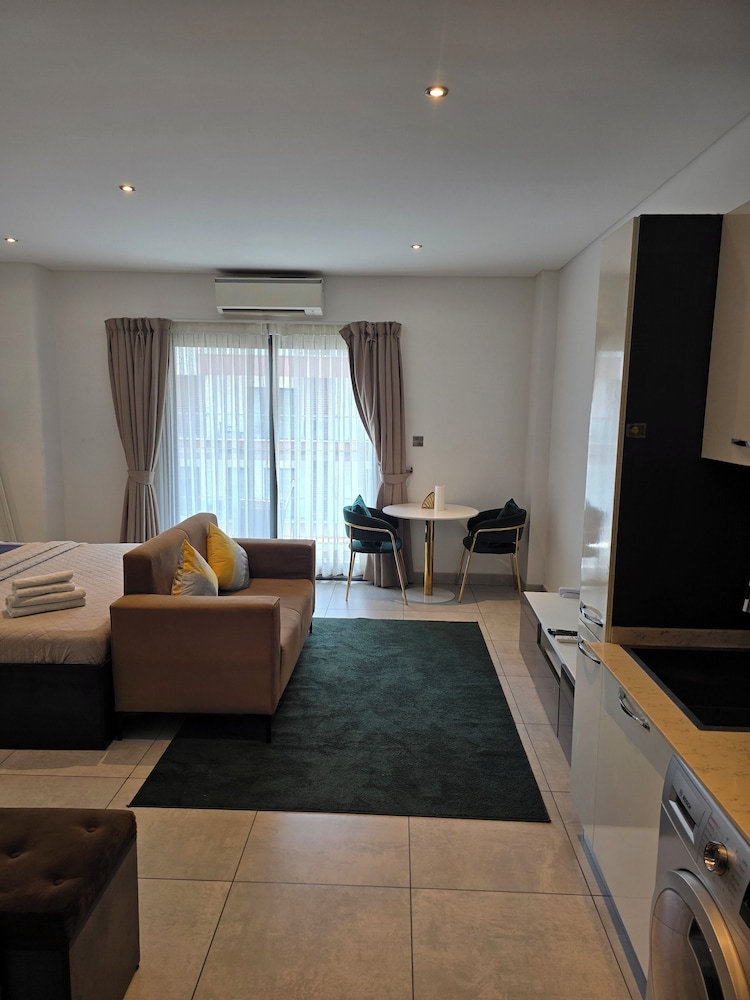 The Signature Apartments Gh