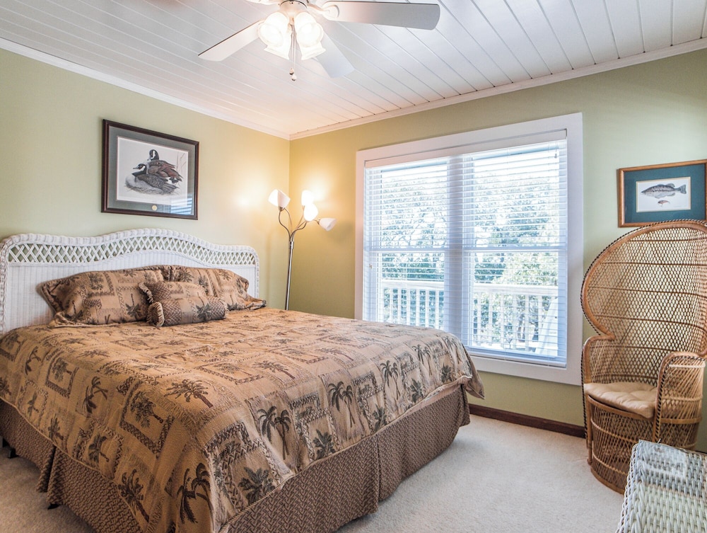 Dock Holliday by Topsail Realty