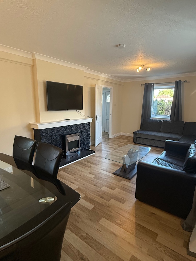 Seaside Charm at Winifred Crescent