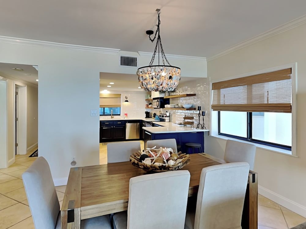 Shipwatch Surf & Yacht #301D by Southern Vacation Rentals
