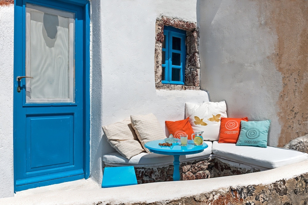 Santorini Paradise